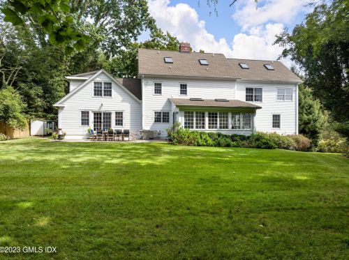 274 Riverside Ave, Riverside CT  06878-2315 exterior