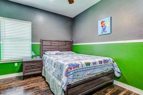 11028 San Jacinto Dr, Morgans Point TX 77571-9533 exterior