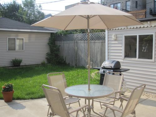 3340 Leavitt St, Chicago, IL 60608-6019