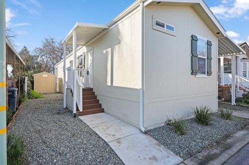 6243 Freedom Ln, Citrus Heights, CA 95621-4733