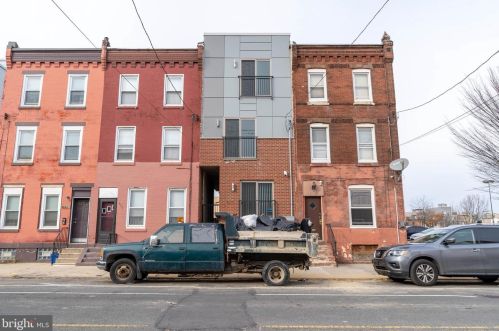 531 Berks St, Philadelphia, PA 19122-2132