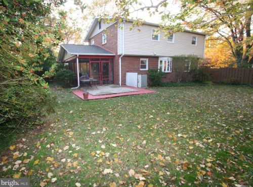 10405 Kinloch Rd, Silver Spring MD 20903-1243 exterior