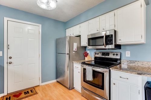 14708 Denmark Ct, Saint Paul MN  55124-7724 exterior