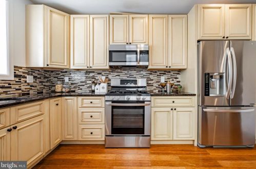 827 28th St, Philadelphia PA  19130-1724 exterior