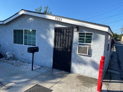7221 Ira Ave, Bell, CA 90201-4703