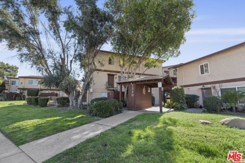 7320 Lennox Ave, Van Nuys CA  91405-2339 exterior