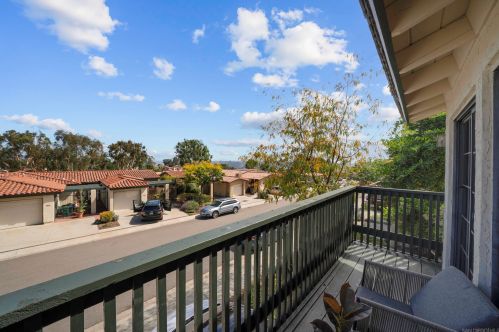 1434 Camino Zalce, San Diego, CA 92111-7618