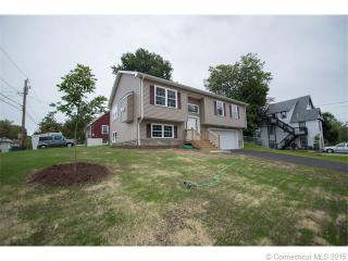 83 Surf Ave, Milford, CT 06460-6356
