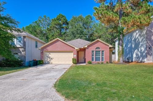 989 Arbor Way, Conroe TX  77303-1784 exterior