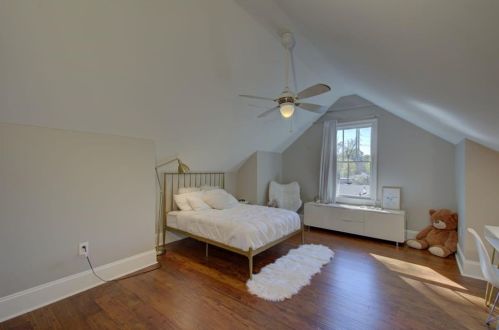 627 Hillpine Dr, Atlanta GA  30306-3222 exterior