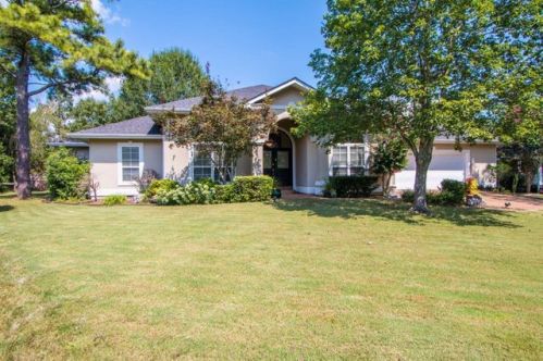 65 Briarwood Dr, Ringgold, GA 30736-4110