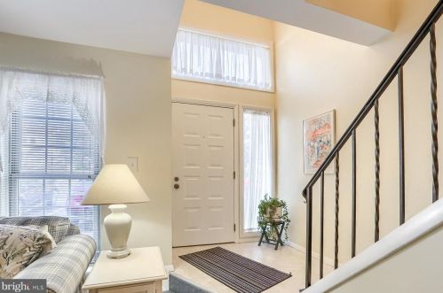 524 Lopax Rd, Harrisburg, PA 17112-4332