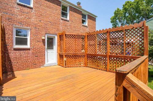 10015 Markham St, Silver Spring MD 20901-2233 exterior