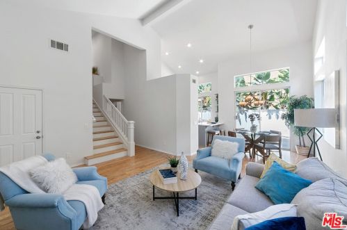 47 Del Carlo, Irvine CA  92606-8808 exterior