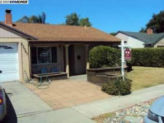 23047 Klamath Rd, Hayward, CA 94541-6135