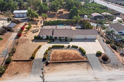 16300 Capella St, Riverside, CA 92504-5838