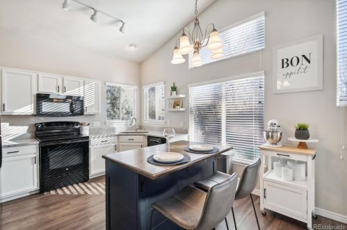 21264 Belleview Pl, Denver CO  80015-6406 exterior