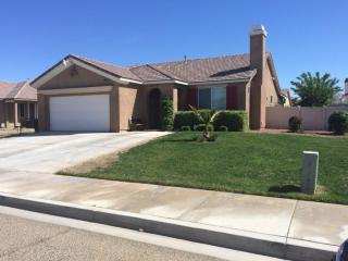 11747 Cloverlawn Ct, El Mirage, CA 92301-4579