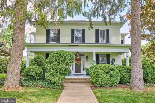 635 Samuel St, Charles Town WV  25414-1467 exterior
