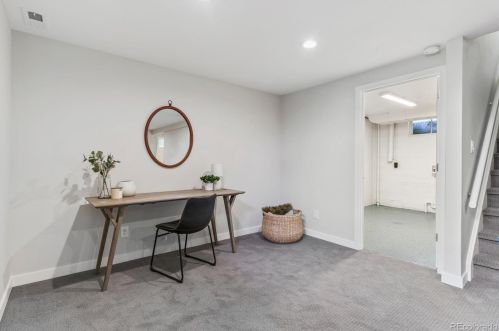 1310 Bates Pkwy, Englewood CO  80113-1761 exterior