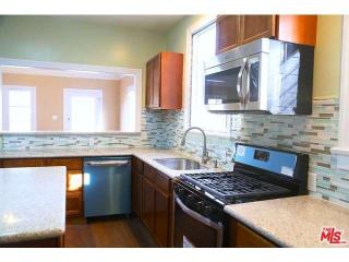 3355 Descanso Dr, Los Angeles CA  90026-6219 exterior