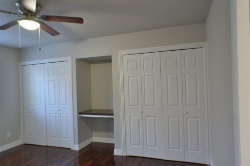 2006 Brentwood Ln, Carrollton TX exterior