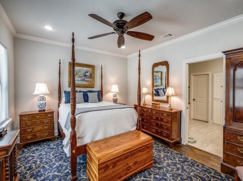 2725 6 Ave, Fort Worth TX  76110-3010 exterior