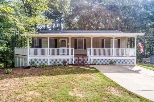 558 Lewis Rd, Holly Springs, GA 30115-3848