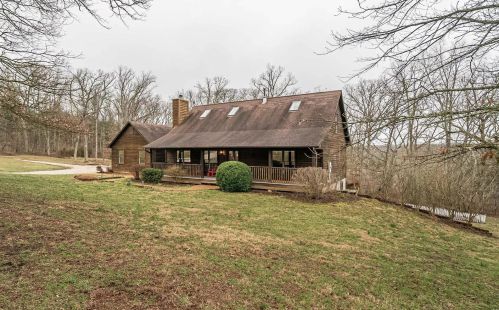 8228 Dittmer Catawissa Rd, Dittmer, MO 63023-1831