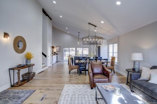 7959 Vincennes Way, Englewood CO  80112-3332 exterior