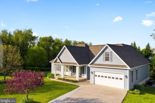 306 Elise Ct, Woodstock, VA 22664-1066