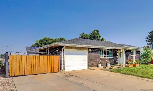 215 Starlight Rd, Denver, CO 80260-4324