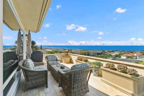 33551 Capstan Dr, Dana Point, CA 92629-4484