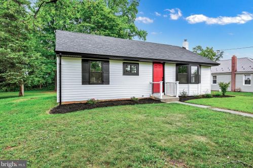 40 Claystone Rd, York, PA 17408-9723