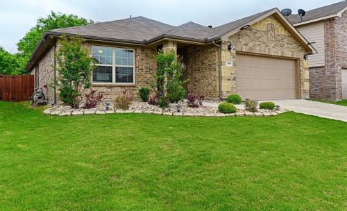 2909 Wispy Trl, Fort Worth TX  76108-8902 exterior