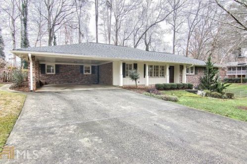 2272 Winding Way, Tucker, GA 30084-3912