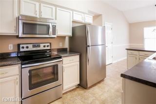 155 Garden Springs Dr, Somerville TN  38060-5142 exterior