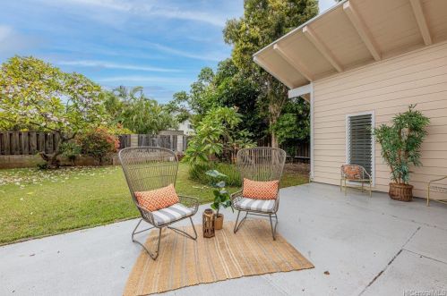 7136 Kamilo St, Honolulu HI  96825-1605 exterior