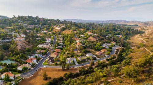 10200 Overhill Dr, Santa Ana, CA 92705-1560