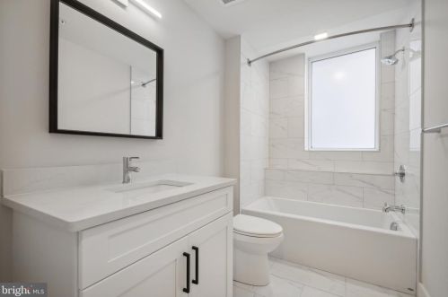 1805 Howard St, Philadelphia PA  19122-2445 exterior