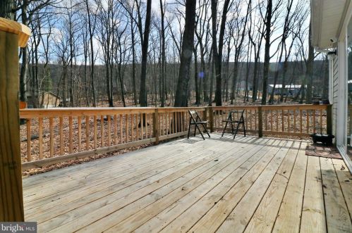 259 Revenoor Rd, Harpers Ferry WV 25425 exterior