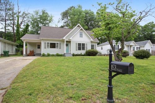 871 Beecher Ct, Atlanta, GA 30311-2600
