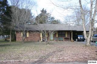 641 Dwight Ln, Pigeon Forge, TN 37876-1586