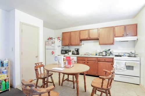 1123 Mcmillan St, Atlanta GA  30318-5414 exterior
