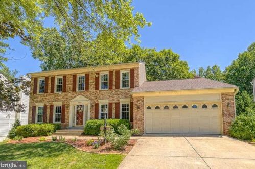 3662 Thomasson Crossing Dr, Triangle, VA 22172-2000