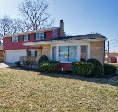 5535 Washington St, Morton Grove, IL 60053-3463