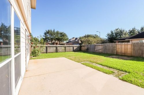 1201 Gibbons Ct, Richmond TX 77471-2485 exterior