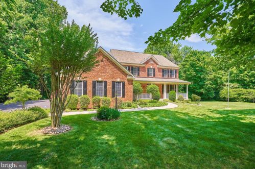 16108 Gossum Ct, Haymarket, VA 20169-1842