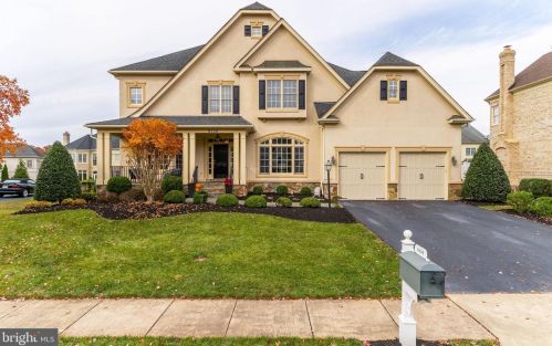 8358 Pedigrue Ct, Gainesville, VA 20155-3240