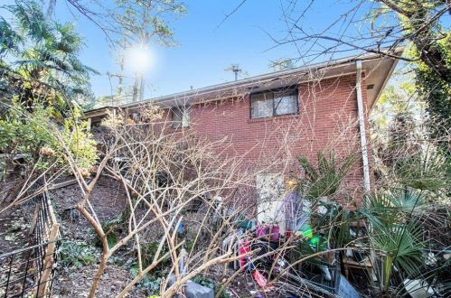 1367 Carolyn Dr, Atlanta GA  30329-3546 exterior